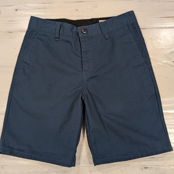 Boys Volcom Blue Shorts - Size 28 - Picture 1 of 4